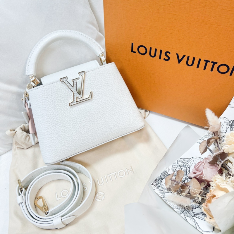 Louis Vuitton Capucines mini